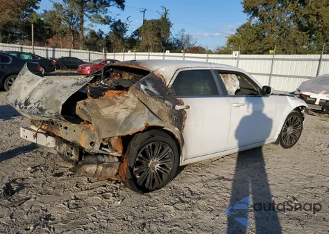 2010 Chrysler 300 S из США, поврежденный, VIN 2C3CA2CV4AH262277